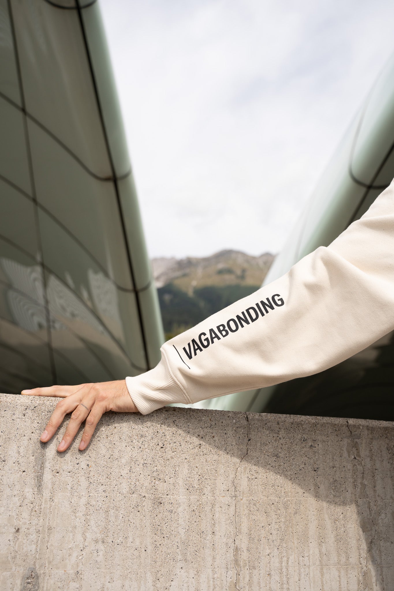 CREWNECK UNISEX